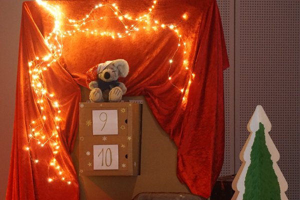 Mäuschen Max eine Adventgeschichte