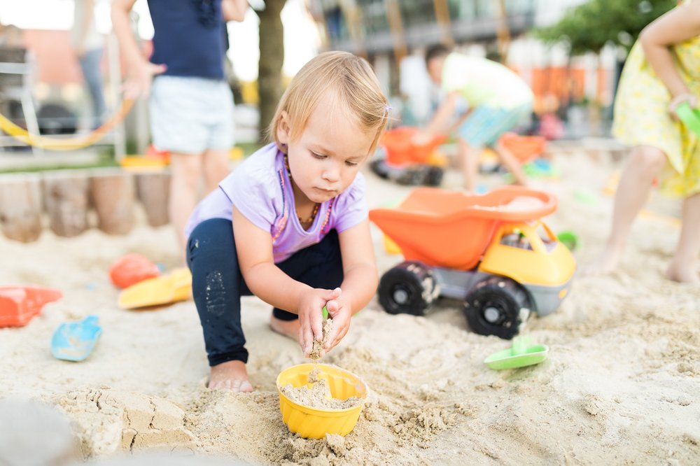 Die ganz Kleinen sind ebenfalls herzlich auf dem Spielplatz im Haubiversum willkommen.